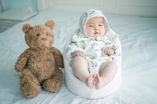 专业试管借卵代怀机构宝宝摇头是怎么回事 专业试管借卵代怀机构宝宝摇头是怎么回事